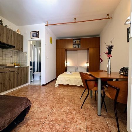 Grgur Studio Apartments Split Extérieur photo